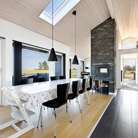 Beautiful Summer House In 펜션 Spodsbjerg