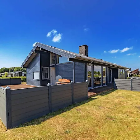 펜션 Beautiful Summer House In Spodsbjerg