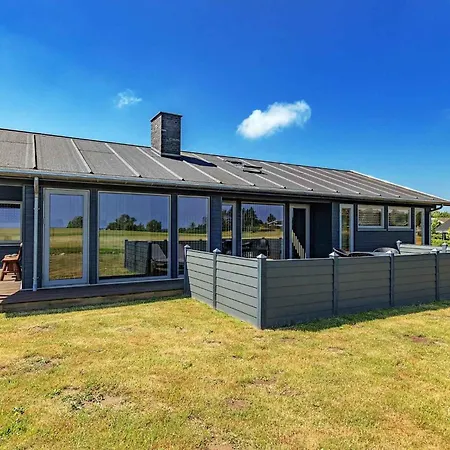 펜션 Beautiful Summer House In Spodsbjerg